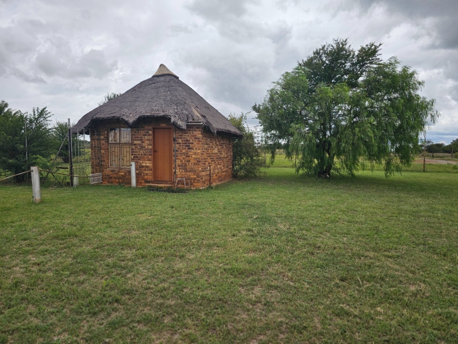 8 Bedroom Property for Sale in Potchefstroom Rural North West